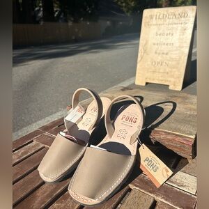 Pons Leather Sandals - Taupe size 6